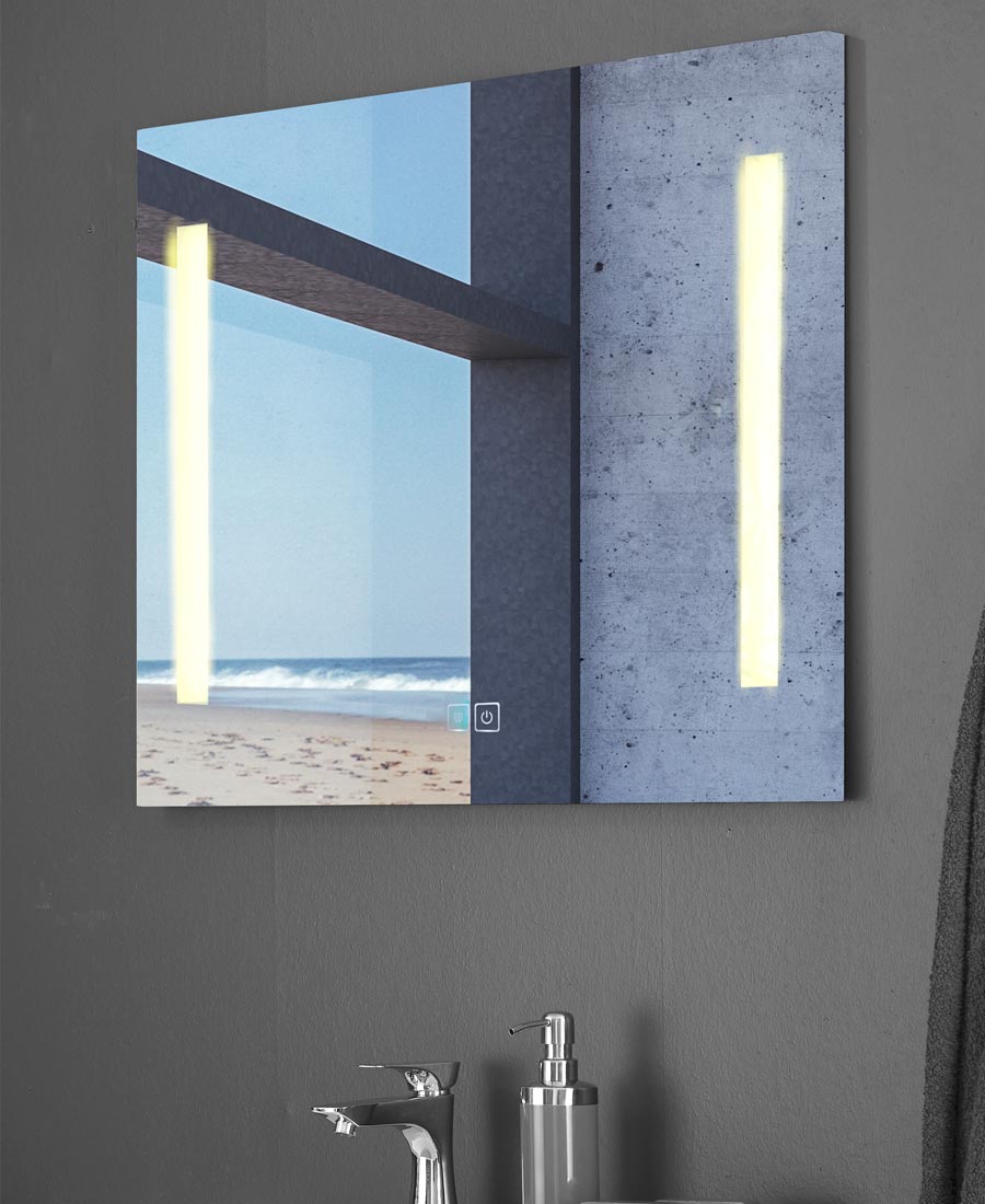 5437 Slimline antidug spejl med LED lys. 80x60 cm. Fra SPA Kompaniet